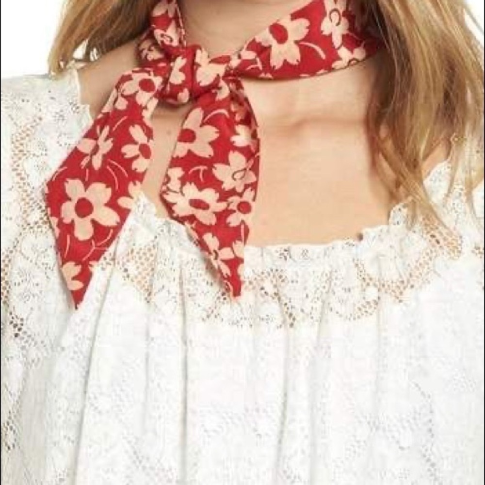 - NWOT Madewell Silk Skinny Bandana Red